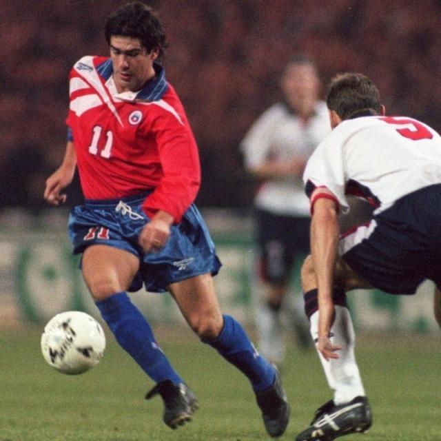 1676136100033057146.jpg marcelo_salas_ante_inglaterra_1_crop1591975686637.jpg_1159711837.jpg