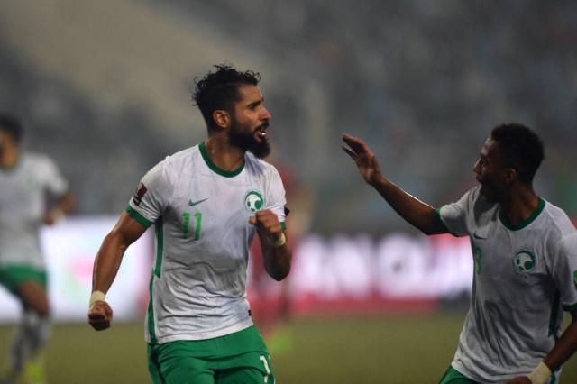 【世预赛】谢赫里头球 沙特1比0越南巩固榜首优势