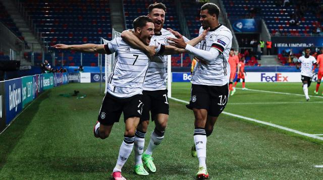 1622789084645044992.jpg 1622789084645044992.jpg