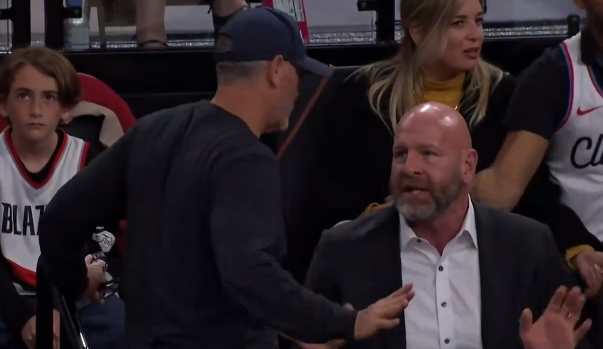 开云APP-压迫感满满！开拓者新老板是一个狠角色，比赛现场拷问克罗宁